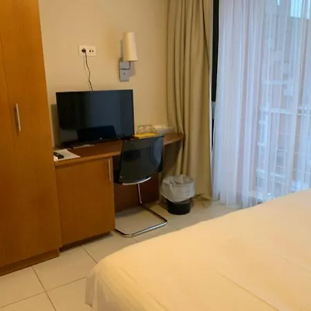 De Croone Hotel 3*